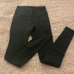 Long black Lulu lemon leggings